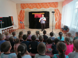 К нам приехал цирк К нам приехал цирк.