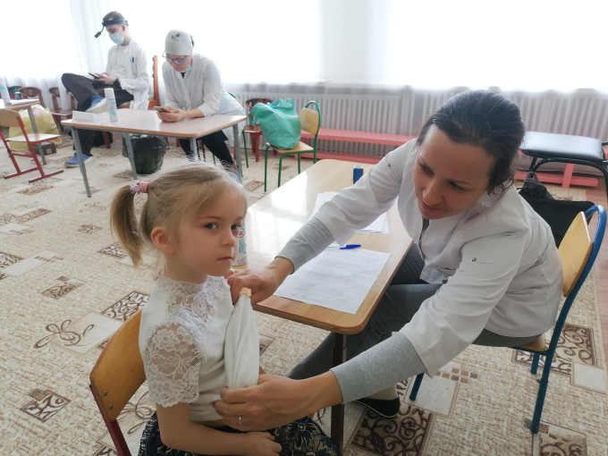 В детском саду прошел медицинский осмотр детей областными специалистами В детском саду прошел медицинский осмотр детей областными специалистами.